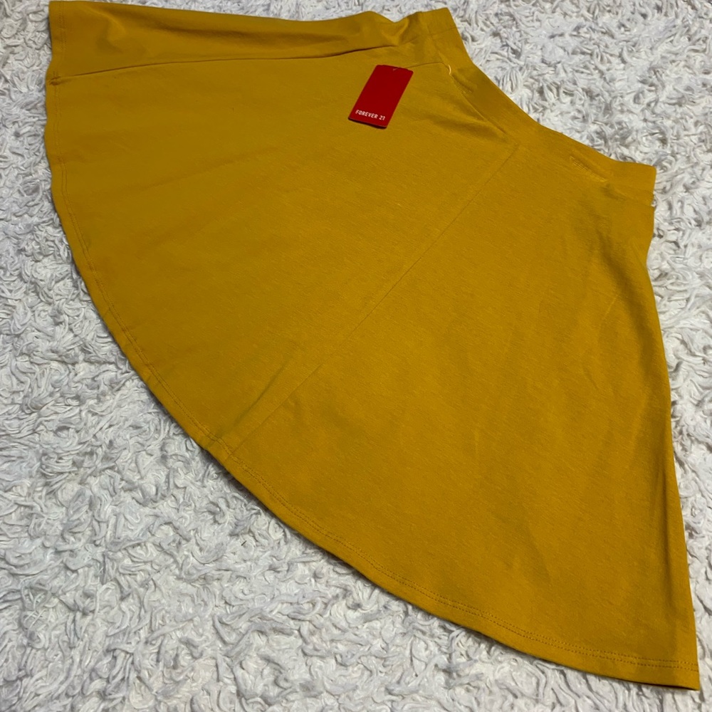 🔥 5/$25 Forever 21 Skirt size SM